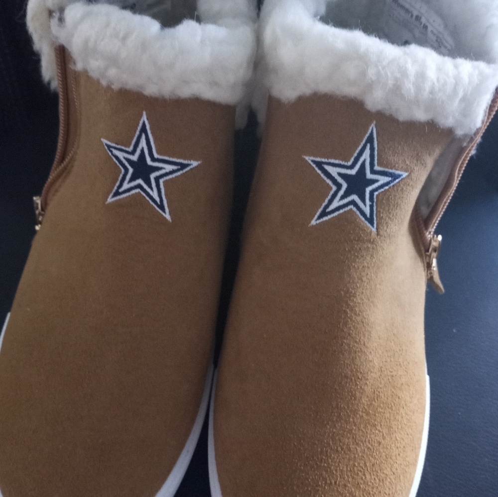 FOCO Women's Fur Boots